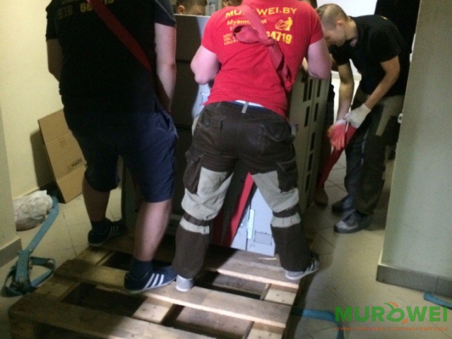 Подъем-спуск копировальной машины г.Минск