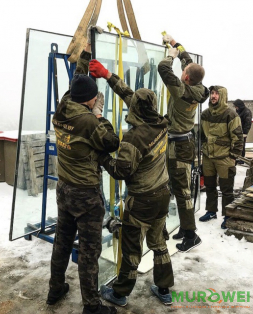 Подъём стеклопакетов стекла зеркал