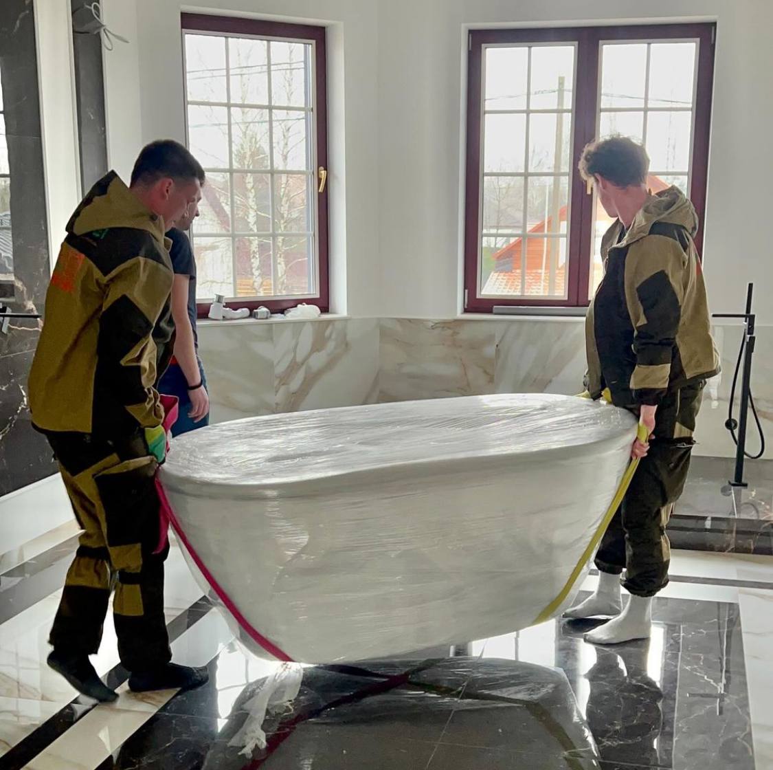 ПОЧЕМУ НАМ МОЖНО ДОВЕРИТЬ ПОДЪЁМ КАМЕННОЙ ВАННЫ В МИНСКЕ